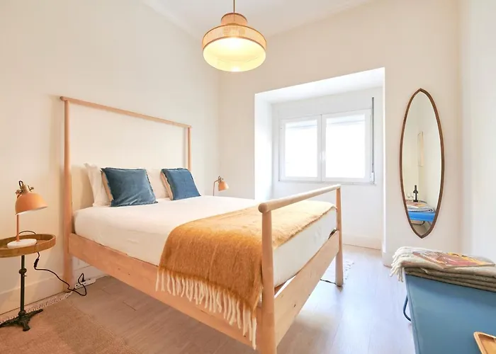 Charming 3br W/ Patio, By Timecooler Apartment *